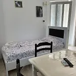 בית הארחה Erioni