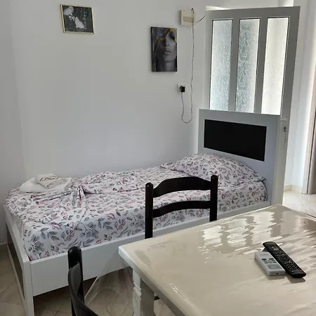 Guest house Erioni